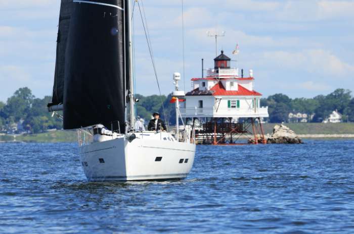 thomas point shoal lighthouse sailing