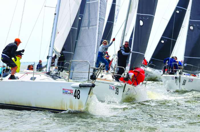 racing sailing