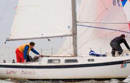 Cal 25 racing at the 2016 Annapolis NOOD Regatta. Photo by Dan Phelps 