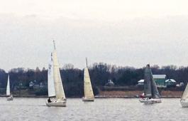 Frostbiting in Annapolis on the Severn River. Photo by SpinSheet